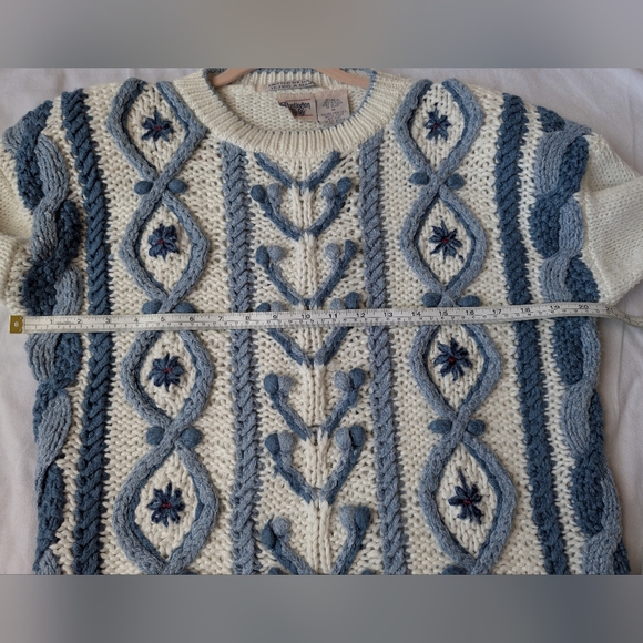 Vintage Knit Sweater Size Medium - Picture 9 of 12